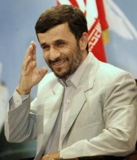 احمدی نژاد بورسی ها را دوست دارد