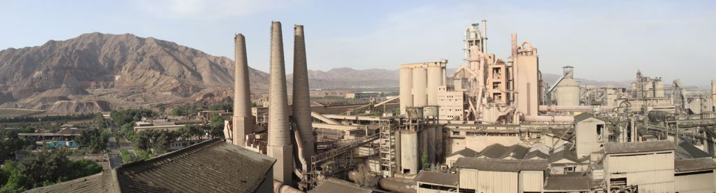 بنای محکم سهامداران در یک سیمانی / سود «ستران» در جیب بانکها بنای محکم سهامداران در یک سیمانی / سود «ستران» در جیب بانکها
