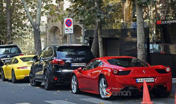 کلکل بچه پولدارهای تهرانی با خودروهای میلیاردی! کلکل بچه پولدارهای تهرانی با خودروهای میلیاردی!