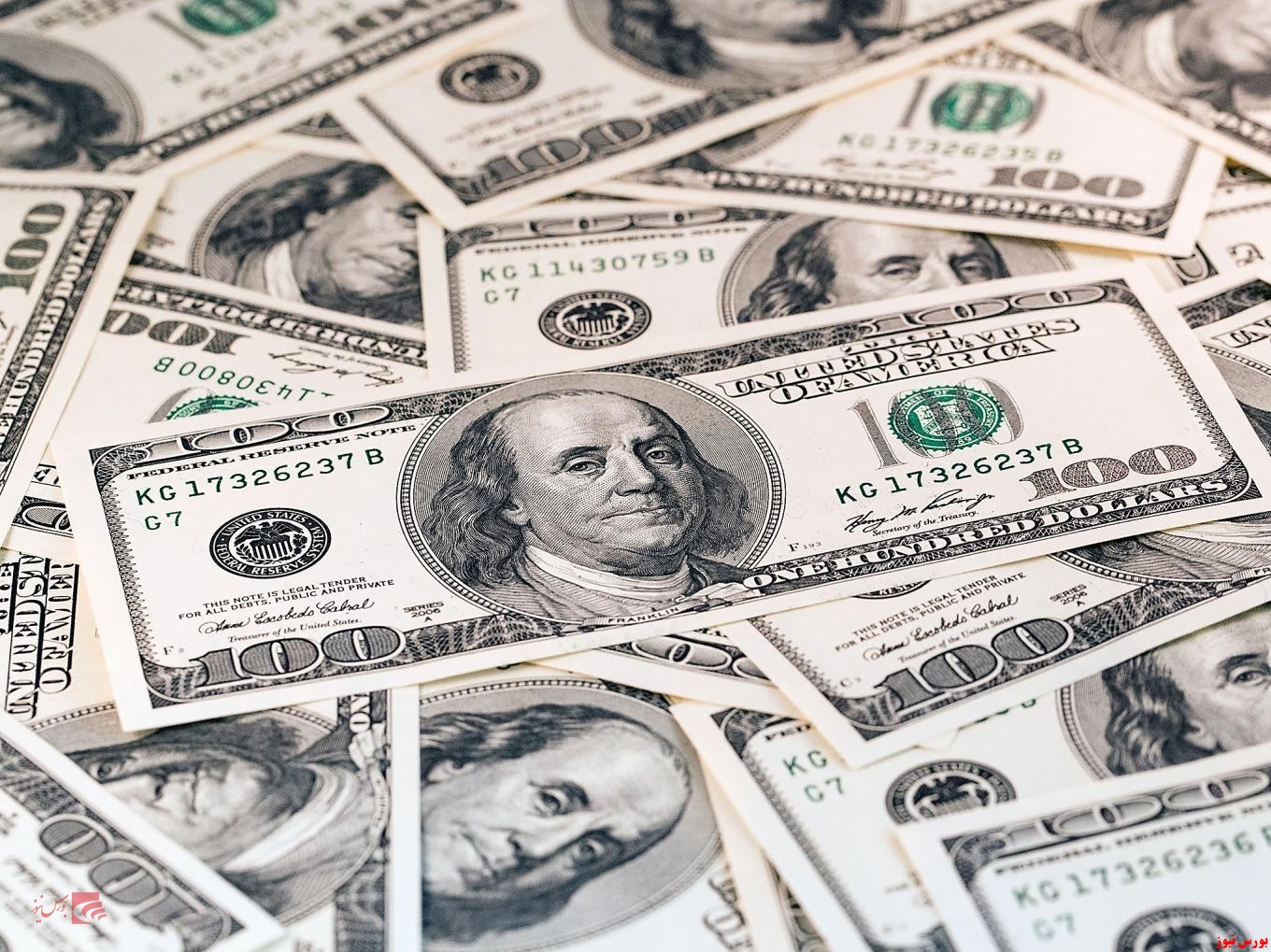 سیاست نامشخص دولت برای کنترل قیمت ارز سیاست نامشخص دولت برای کنترل قیمت ارز