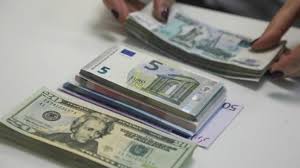 بازار متشکل ارزی باید ایجاد شود