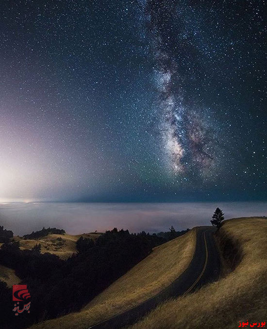  منظره ی رویایی و آسمان پر از ستاره در مسیر یکی از جاده های شهر سان‌ فرانسیسکو در ایالت کالیفرنیای ایالات متحده آمریکا + بورس نیوز