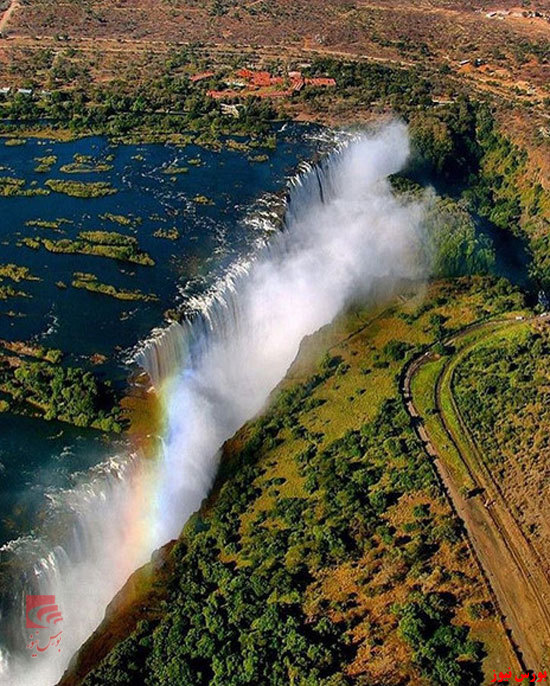  نمایی متفاوت از آبشار ویکتوریا، بر روی رودخانه زامبزی واقع در جنوب قاره آفریقا + بورس نیوز