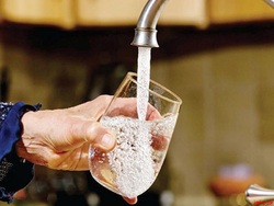 افزایش پلکانی ۱۵ درصدی آب بهای مصرفی پرمصرف‌ها