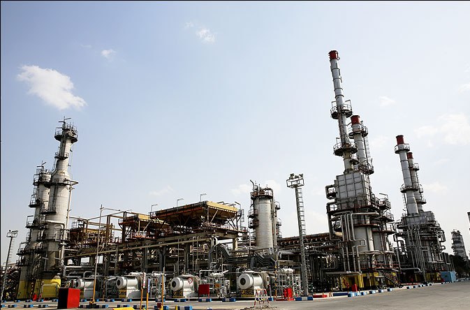 نرخ‌های پالایش نفت تهران میل به‌سوی منفی