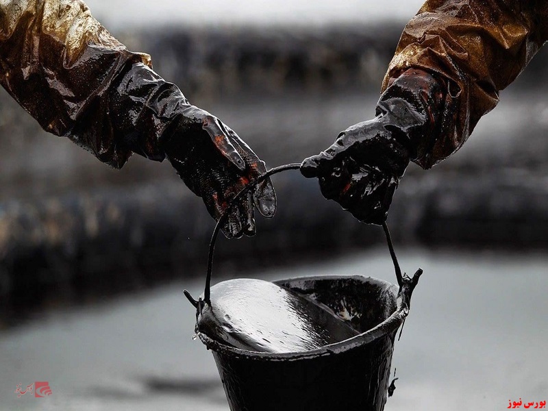 کاهش بهای نفت با تاثیر رشد ارزش دلار آمریکا