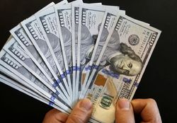 سیاست دلار ۲۸۵۰۰ تومانی اشتباه است/ سردرگمی در بازار ارز سیاست دلار ۲۸۵۰۰ تومانی اشتباه است/ سردرگمی در بازار ارز