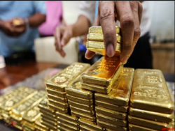 افزایش قیمت طلا با کاهش دلار آمریکا