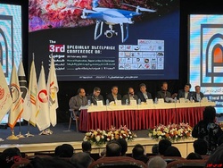 وجه حقالارض به میزان مساحت محدوده معدنی دریافت می شود وجه حقالارض به میزان مساحت محدوده معدنی دریافت می شود