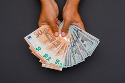 مشکل قیمت دلار با ایجاد بازار و سامانه حل نمیشود مشکل قیمت دلار با ایجاد بازار و سامانه حل نمیشود