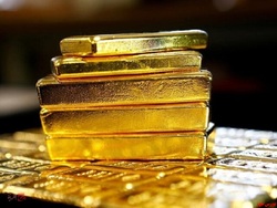 کاهش قیمت طلا نزدیک به پایین ترین سطح دو هفته اخیر