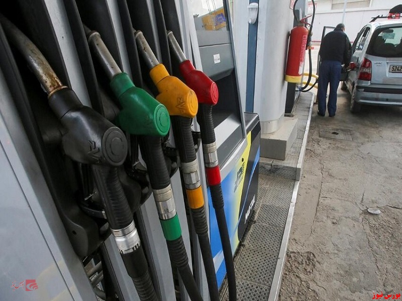 تکذیب افزایش قیمت بنزین و جمع‌آوری کارت سوخت آزاد