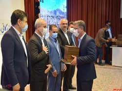 تجلیل استاندار، دادستان و مدیر کل میراث فرهنگی استان از شرکت گهرزمین تجلیل استاندار، دادستان و مدیر کل میراث فرهنگی استان از شرکت گهرزمین