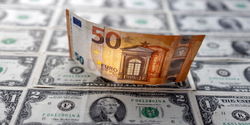 پشت پرده برابر شدن نرخ دلار و یورو چه بود؟