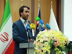 سخنرانی مدیرعامل شرکت ملی صنایع پتروشیمی در شانزدهمین نمایشگاه بین المللی ایران پلاست