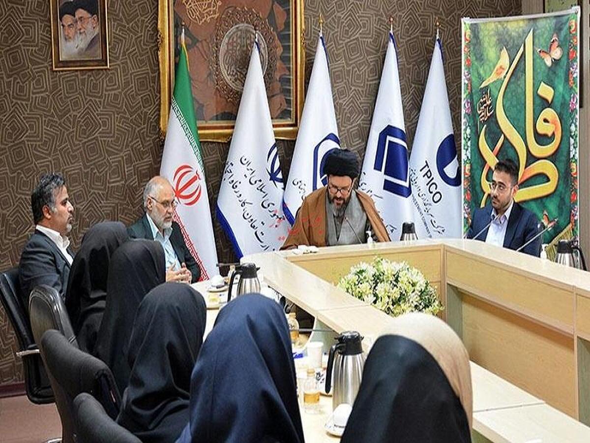 برگزاری برنامههای فرهنگی هنری متنوع در تیپیکو