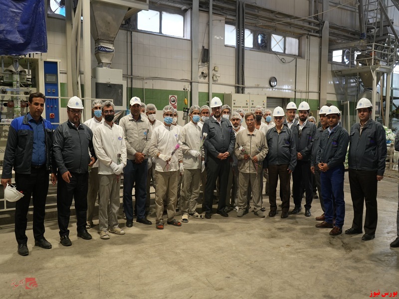 دیدار مدیرعامل تاصیکو با کارگران مجتمع تولیدی شرکت معدنی املاح ایران در گرمسار