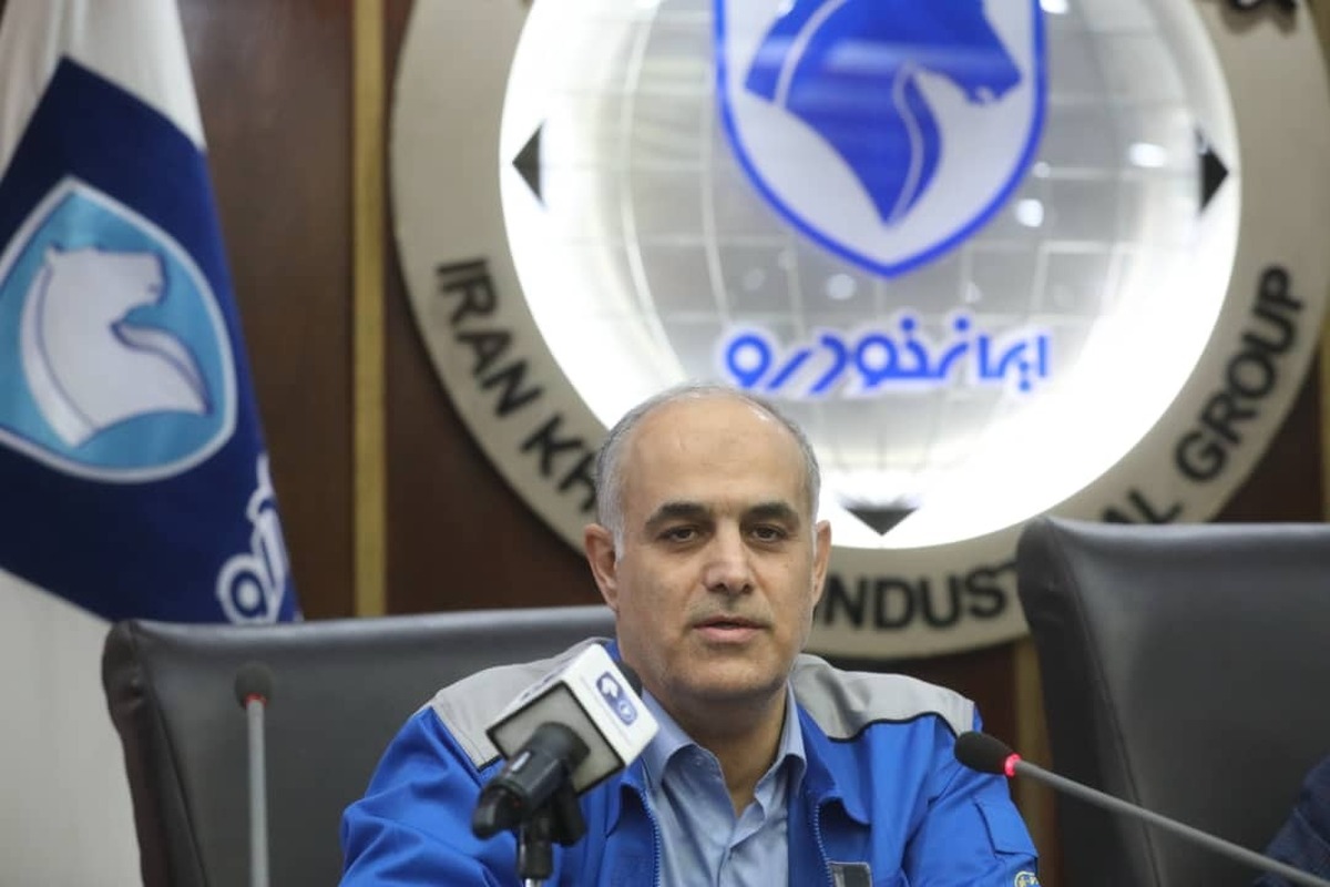 مدیرعامل ایران خودرو کسب رای اعتماد خانه ملت را به وزیر صمت تبریک گفت