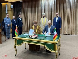 تفاهم نامه صادرات ایران خودرو با کشور عمان به امضا رسید تفاهم نامه صادرات ایران خودرو با کشور عمان به امضا رسید