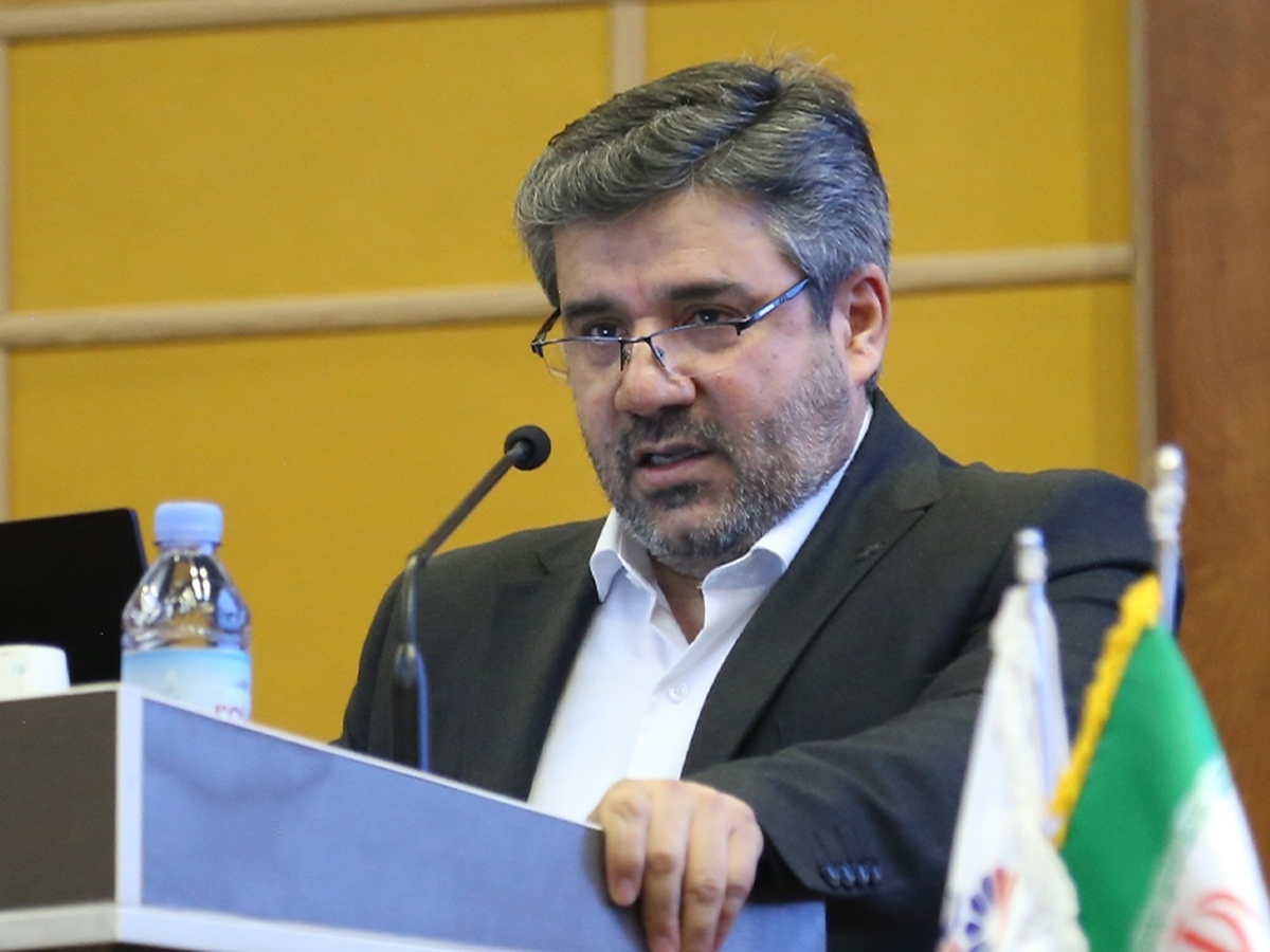 درآمدها و سود عملیاتی