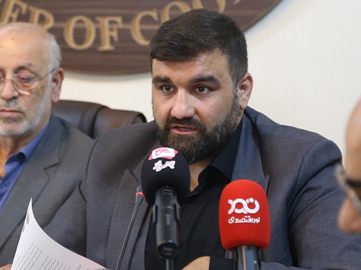 سربازان جنگ اقتصادی هم باید ایثارگر محسوب شوند