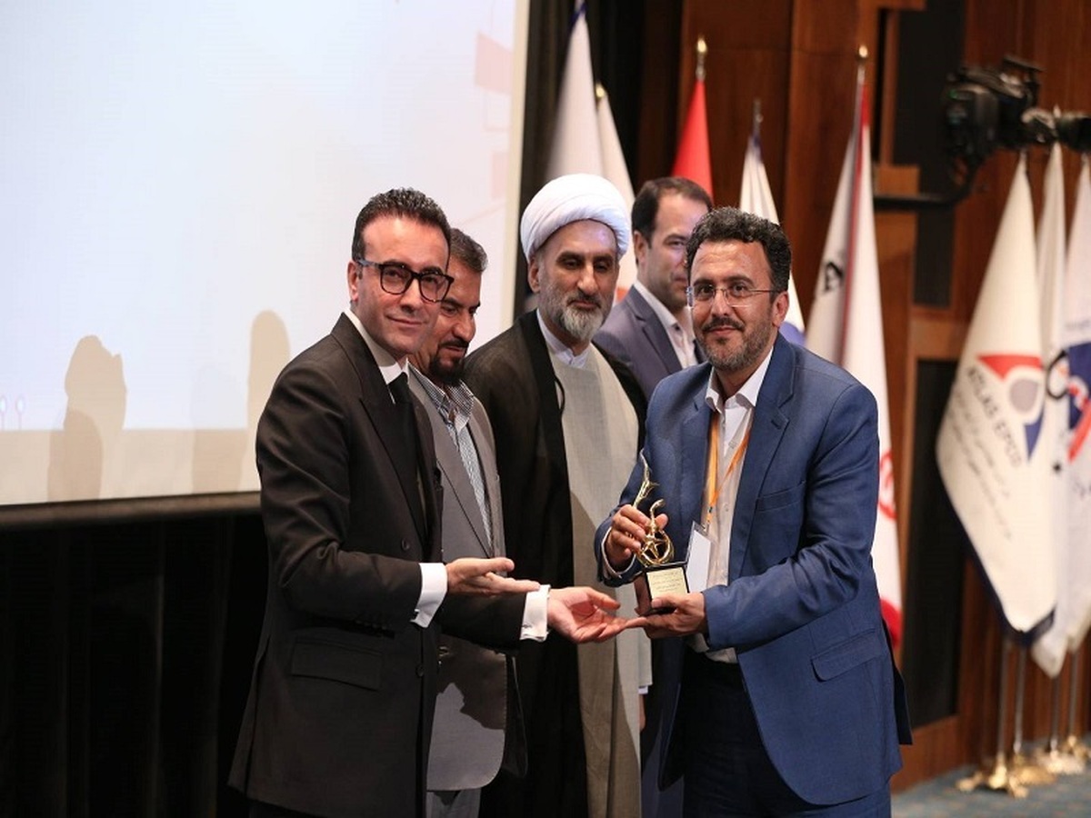 تندیس زرین و مقام پنجم صد برند برتر ایران به پتروشیمی نوری رسید