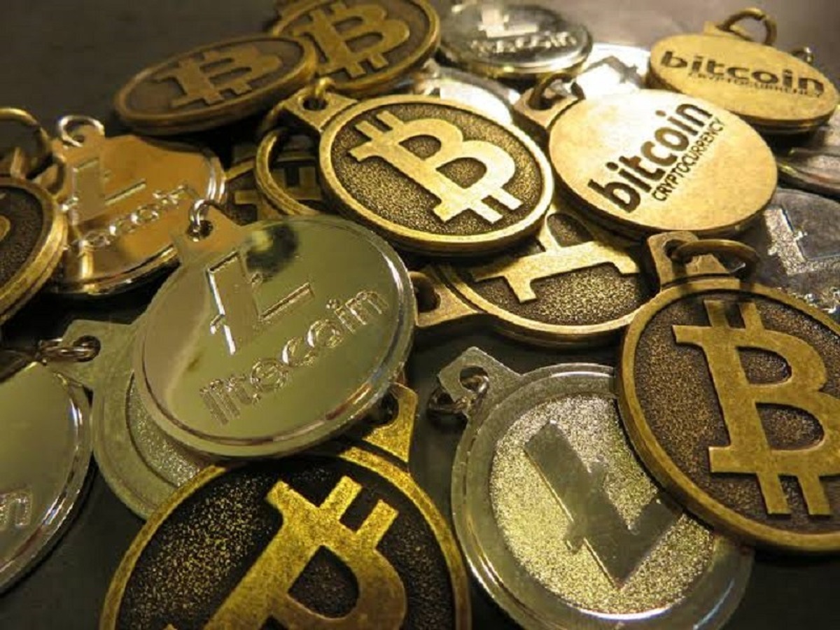 کاهش ۲ درصدی قیمت بیت کوین کاهش ۲ درصدی قیمت بیت کوین
