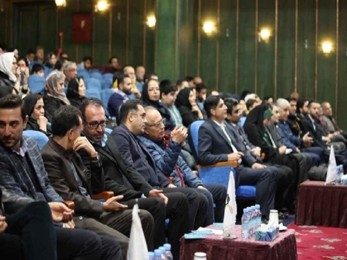 همایش چشم انداز بازارهای مالی و فرصت‌های کسب سود در تبریز برگزار شد