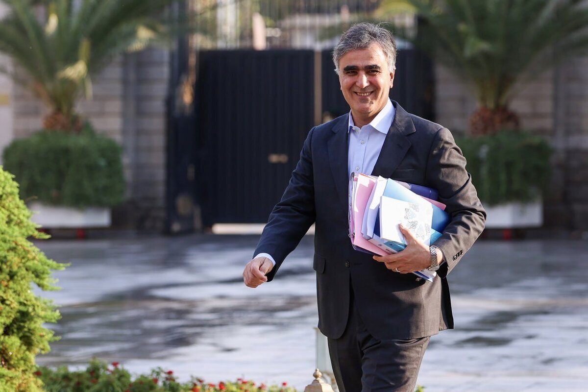اخبار مبتنی بر عزل فرزین از ریاست بانک مرکزی، تکذیب شد اخبار مبتنی بر عزل فرزین از ریاست بانک مرکزی، تکذیب شد