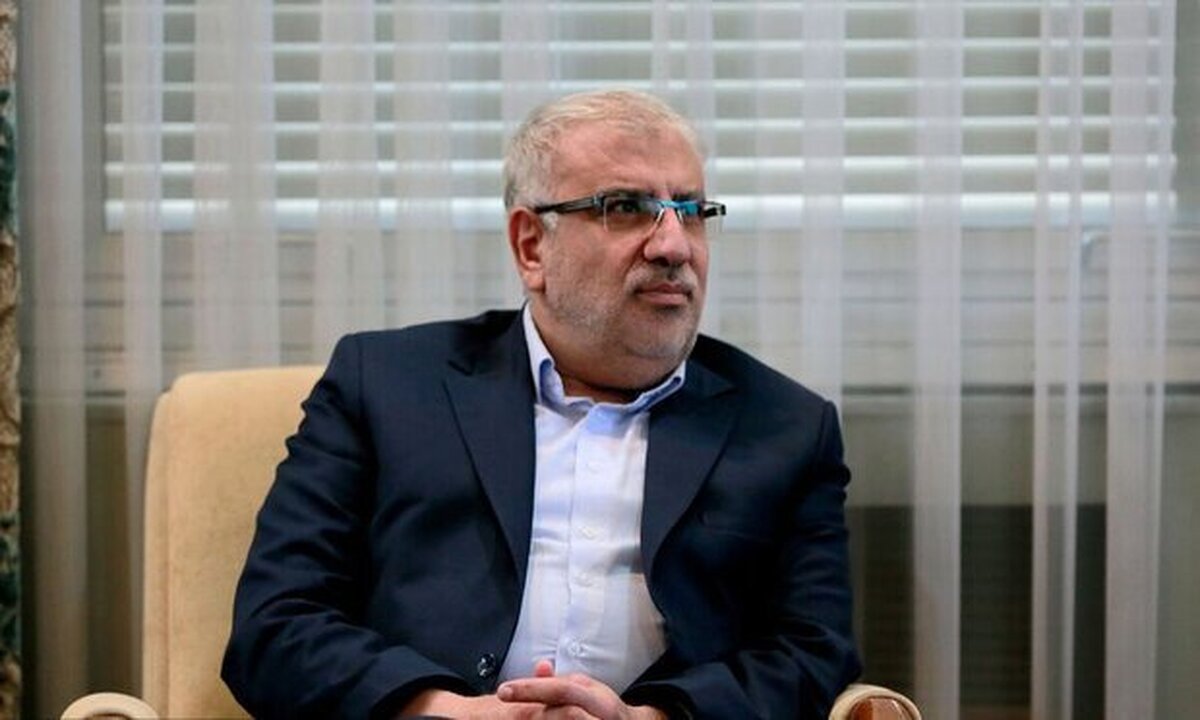 جلوگیری از واردات ۲۰۰ قلم کالای مهم صنعت نفت جلوگیری از واردات ۲۰۰ قلم کالای مهم صنعت نفت