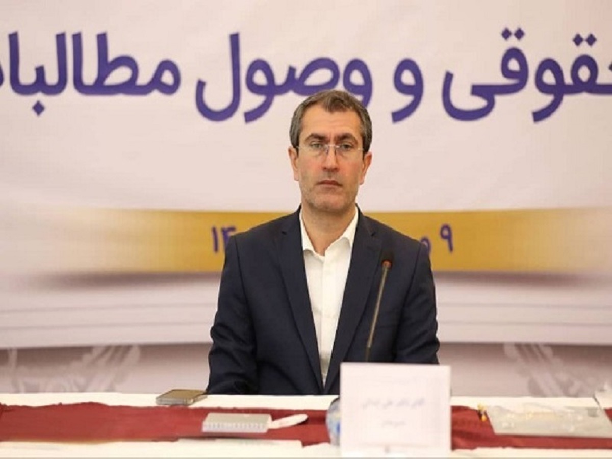 کارشناسان حقوقی بانکها متناسب با تغییرات کسبوکاری، تکنولوژیکی و فضای بانکداری، خودشان را به قوانین جدید مسلط کنند کارشناسان حقوقی بانکها متناسب با تغییرات کسبوکاری، تکنولوژیکی و فضای بانکداری، خودشان را به قوانین جدید مسلط کنند