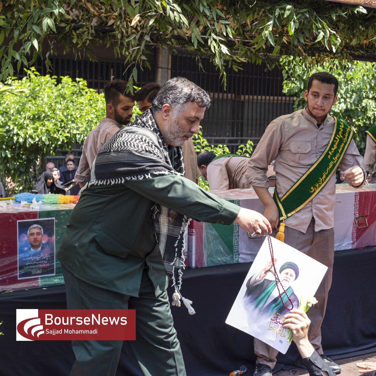 گزارش تصویری از تشیع پیکر رئیس جمهور