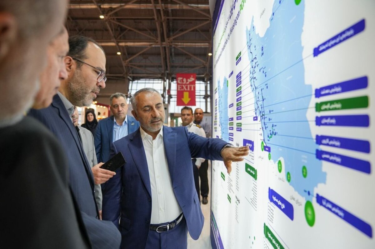 توسعه صنایع پلاستیک، پلیمر و تبدیلی با توسعه روابط تجاری محقق میشود توسعه صنایع پلاستیک، پلیمر و تبدیلی با توسعه روابط تجاری محقق میشود
