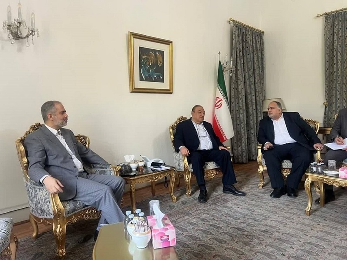 نشست مدیران کوثر با معاون دیپلماسی اقتصادي وزارت خارجه