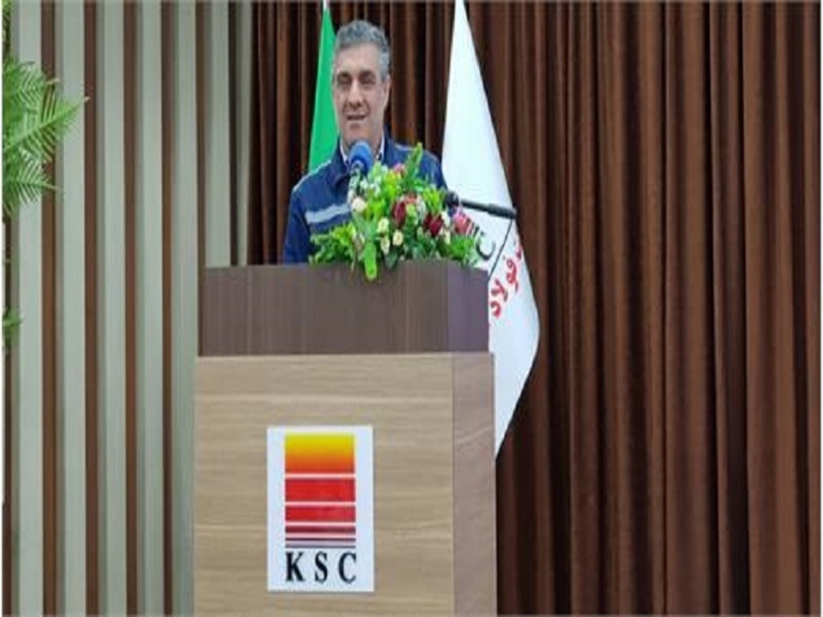 مراسم پایان دوره آموزش های تئوری و کارورزی کارکنان جدیدالاستخدام صنعت فولاد شادگان برگزار شد مراسم پایان دوره آموزش های تئوری و کارورزی کارکنان جدیدالاستخدام صنعت فولاد شادگان برگزار شد