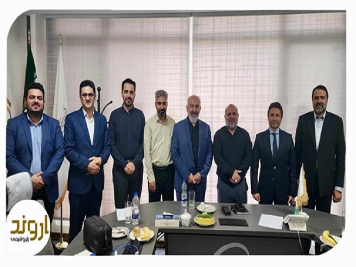 برگزاری نشست تخصصی پتروشیمی اروند با دفتر توسعه صنایع پایین دستی و اتحادیه چرم ایران برگزاری نشست تخصصی پتروشیمی اروند با دفتر توسعه صنایع پایین دستی و اتحادیه چرم ایران