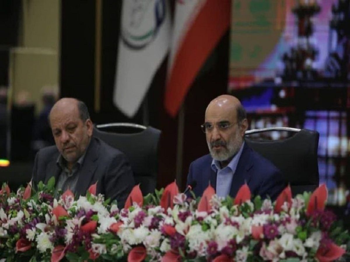 هدف ما تحقق تولید ۵۸ میلیون تن محصول در سال ۱۴۰۸ است/ هلدینگ خلیجفارس امسال به رکورد فروش ۵۰۹ هزار میلیاردتومانی میرسد هدف ما تحقق تولید ۵۸ میلیون تن محصول در سال ۱۴۰۸ است/ هلدینگ خلیجفارس امسال به رکورد فروش ۵۰۹ هزار میلیاردتومانی میرسد