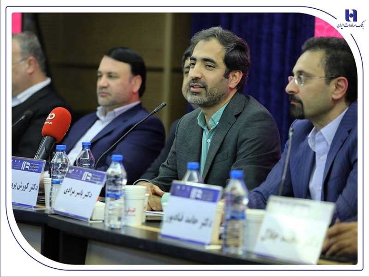 برای گسترش شمولیت مالی و توسعه توثیق الکترونیکی باید نگاه سنتی را کنار بگذاریم برای گسترش شمولیت مالی و توسعه توثیق الکترونیکی باید نگاه سنتی را کنار بگذاریم