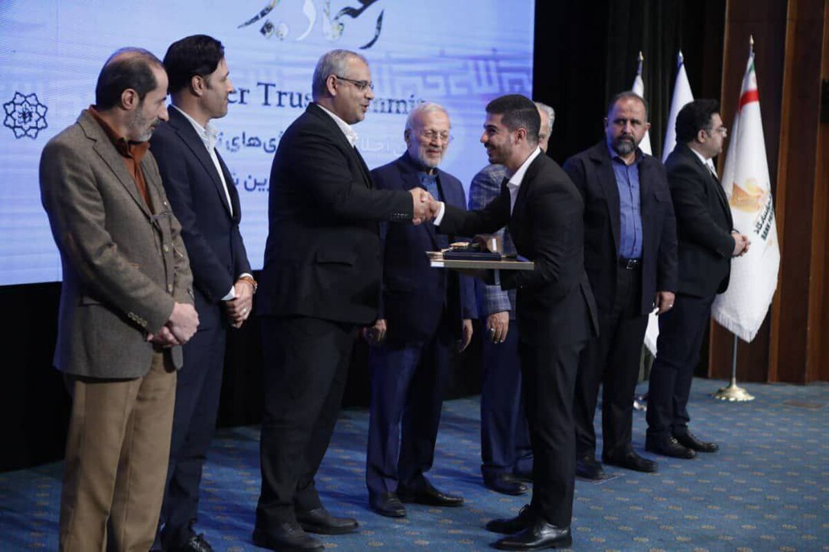 پتروشیمی تبریز، برنده نشان ملی اعتماد مشتریان و جایزه بینالمللی برترین تکنولوژی از سوی اتحادیه اروپا پتروشیمی تبریز، برنده نشان ملی اعتماد مشتریان و جایزه بینالمللی برترین تکنولوژی از سوی اتحادیه اروپا