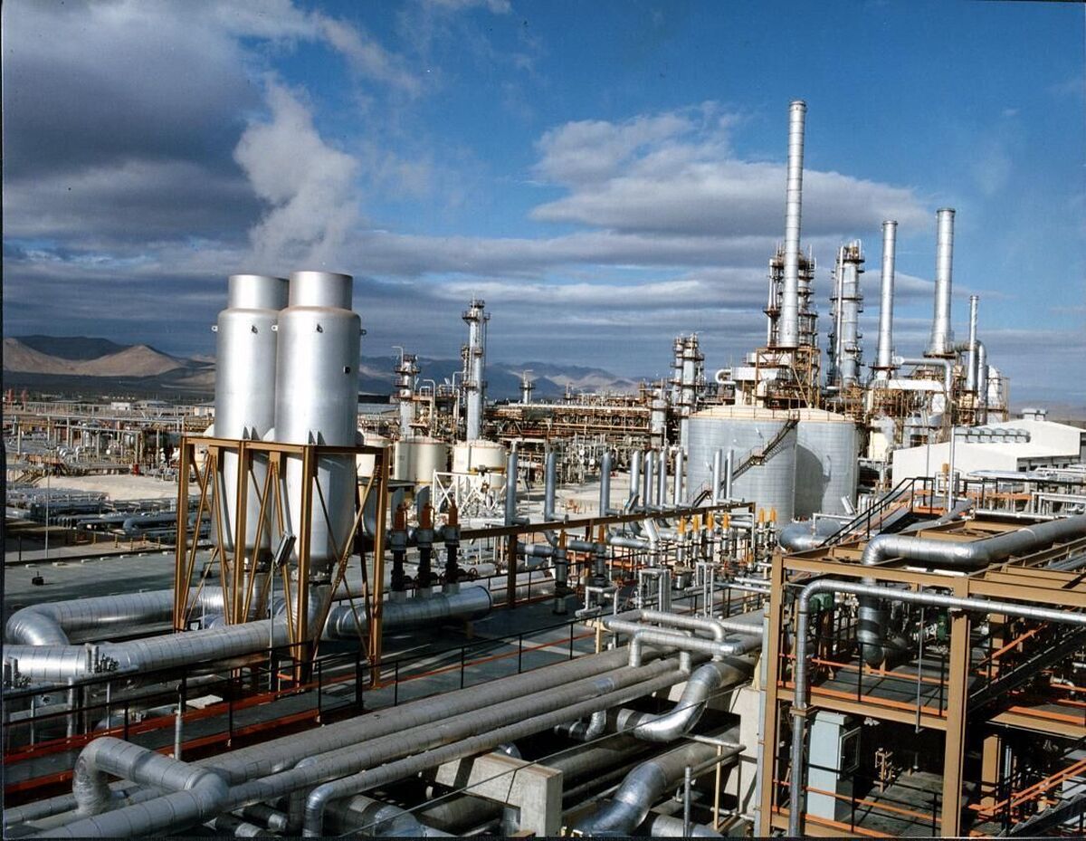 درخشش پتروشیمی تبریز با محصولات متنوع و تقاضای پرشور خریداران درخشش پتروشیمی تبریز با محصولات متنوع و تقاضای پرشور خریداران