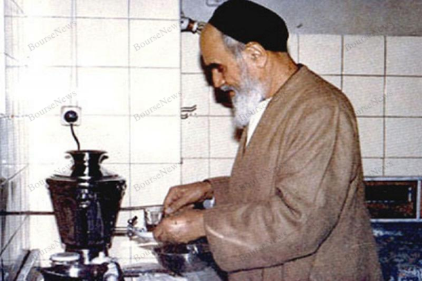 بر خلاف آرمان‌های امام خمینی (ره)، تخصیص بودجه‌ای ۷۰۰ میلیارد تومانی برای رهبر مستضعفان جهان