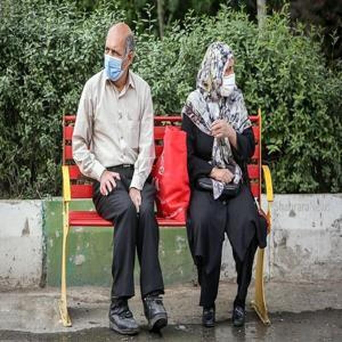 کدام دسته از بازنشستگان از دریافت وام ۵۰ میلیون تومانی محروم شدند؟
