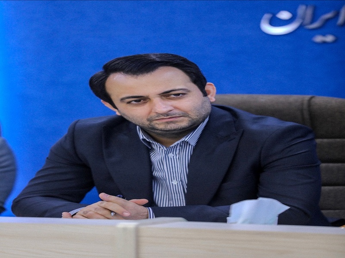 بانک صادرات ایران شفاف و مقتدر در خدمت مردم و فعالان اقتصادی کشور بانک صادرات ایران شفاف و مقتدر در خدمت مردم و فعالان اقتصادی کشور
