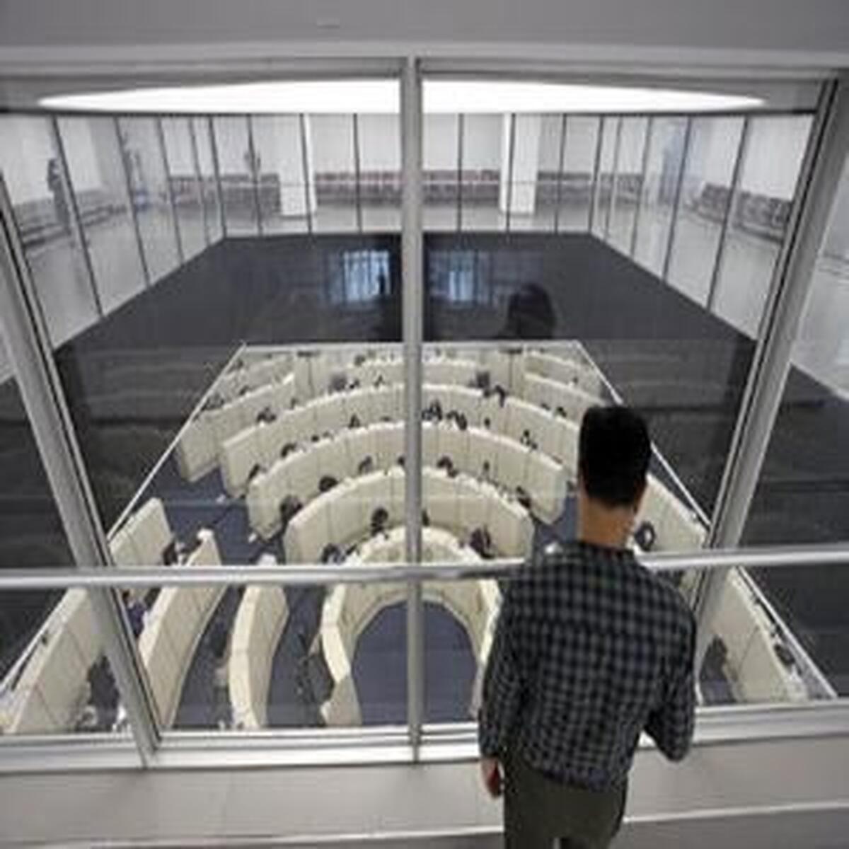 حرکت سرمایهگذاران از طلا به بورس در پی کاهش تنشها حرکت سرمایهگذاران از طلا به بورس در پی کاهش تنشها