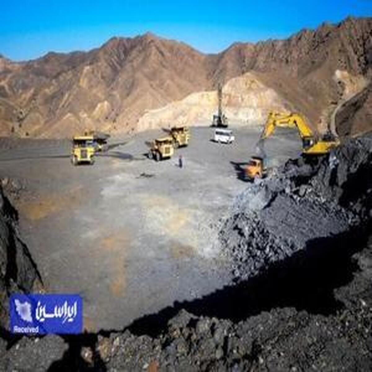 کاهش حاشیه سود در صنعت فولاد با وجود افت قیمت سنگ‌آهن