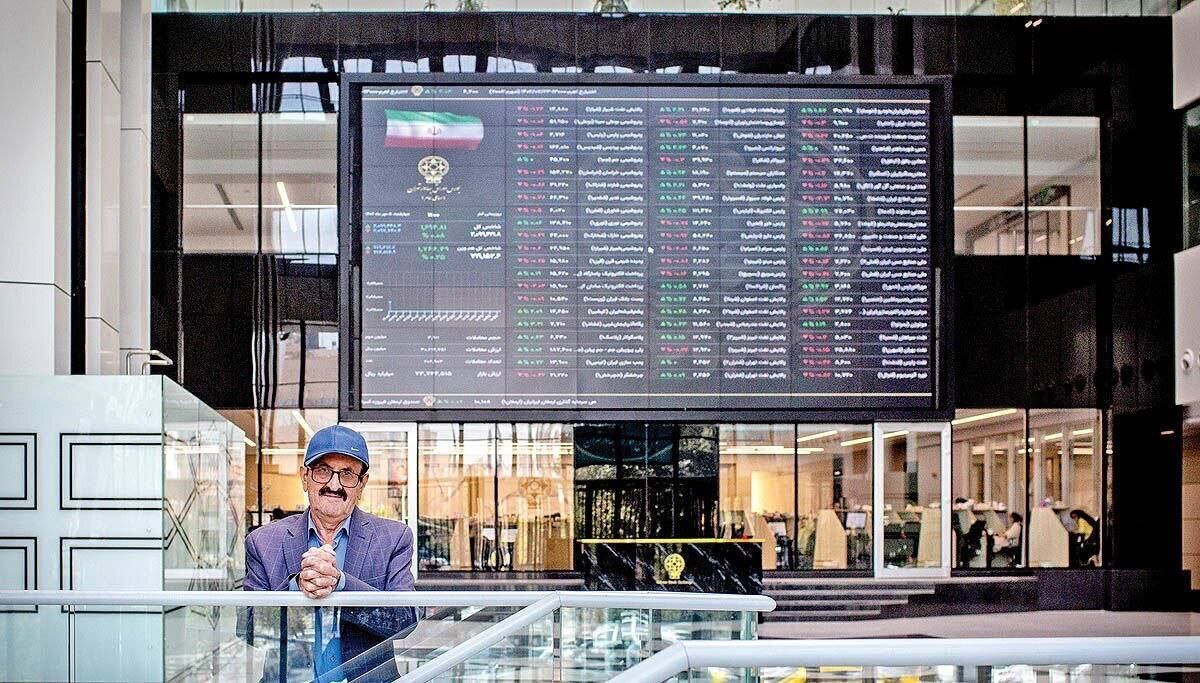 بازار سرمایه در مسیر جبران عقب‌ماندگی از دلار و طلا / تک‌نرخی شدن ارز موتور جهش مقطعی سودآوری (صوت)