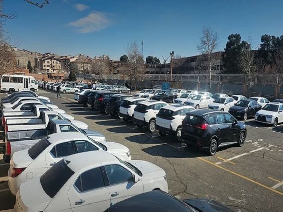 خودرو با تغییر قیمت قابل توجه مواجه شد