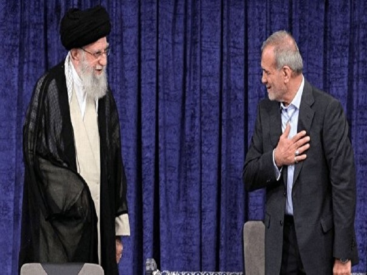 تعرض به رهبر انقلاب به‌منزله جنگ تمام عیار با ملت ایران است