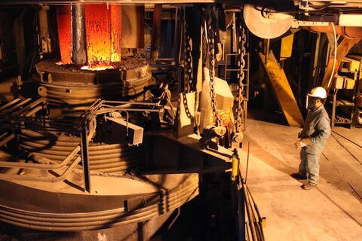 چشم‌انداز مثبت فولاد مبارکه در مسیر رشد سودآوری ۱۴۰۴ و ۱۴۰۵