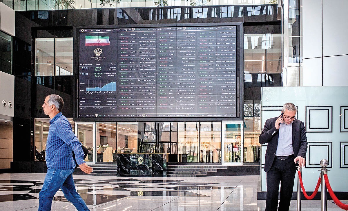 ریسک‌های سیاسی و اخبار مذاکرات، عامل اصلی نوسانات اخیر بورس